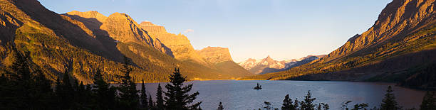 istock Lake in Glacier National Park 512603265
