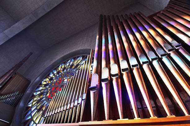教会 - pipe organ ストックフォトと画像