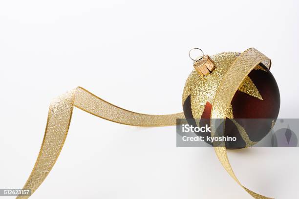 クリスマスボールゴールドのリボン - お祝いのストックフォトや画像を多数ご用意 - お祝い, カットアウト, クリスマス