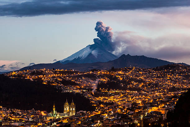 Cotopaxi volcano eruption Cotopaxi volcano eruption seen from Quito, Ecuador cotopaxi photos stock pictures, royalty-free photos & images