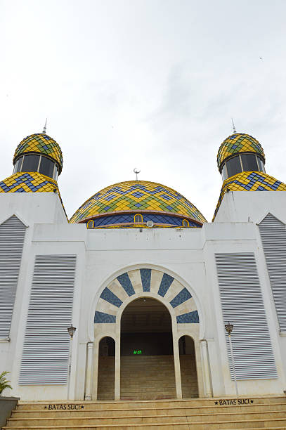 istock Great Mosque At Taqwa Tideng Pala Indonesia 512639158