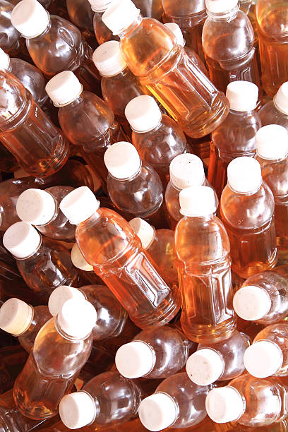 istock Plastic bottle of oil 512693689