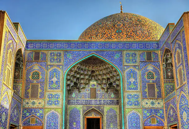 Photo of Sheikh Lotfollah Mosque on Naqsh-e Jahan Square of Isfahan