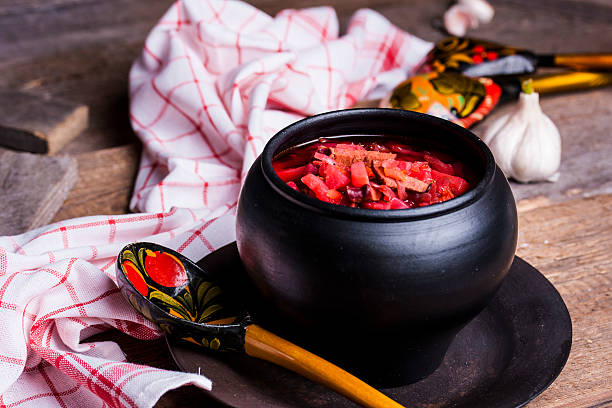 istock Russian national dish is red borsch 512731188