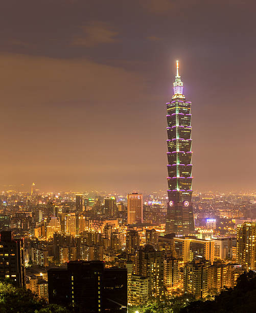 istock Taipei, Taiwan skylines 512731636