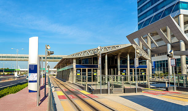 istock Air conditioned tram station with safety screen doors in Dubai 512732676