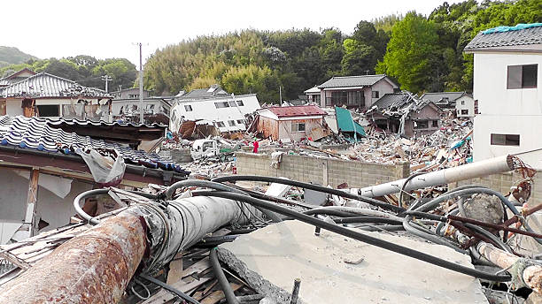 terramoto de maremoto japão 2011 vila destruição ohama - ishinomaki imagens e fotografias de stock