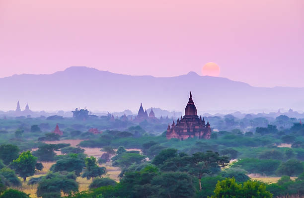 istock Sunset scene with Pagoda field in Bagan,Myanmar 512736510