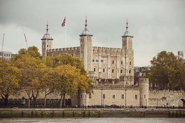 istock tower of london 512742072