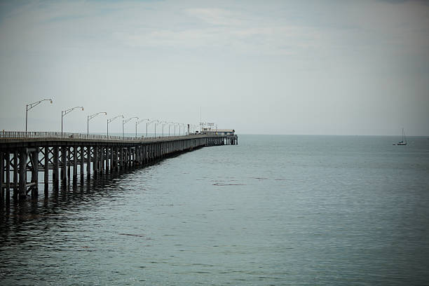 istock Pier on a foggy day 512748065