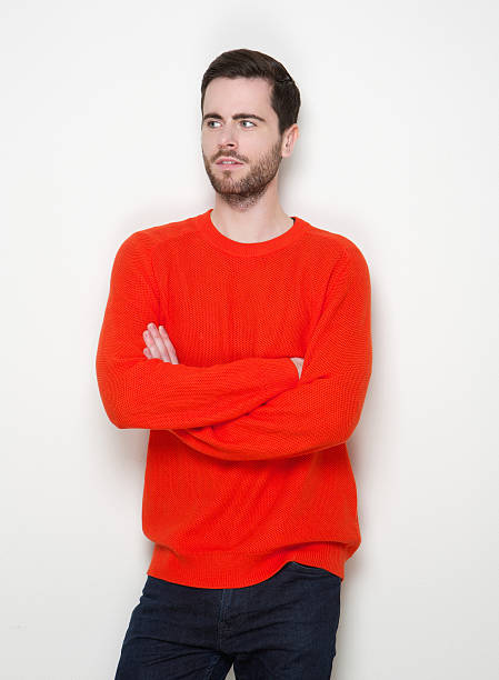istock Young man posing with arms crossed 512748951