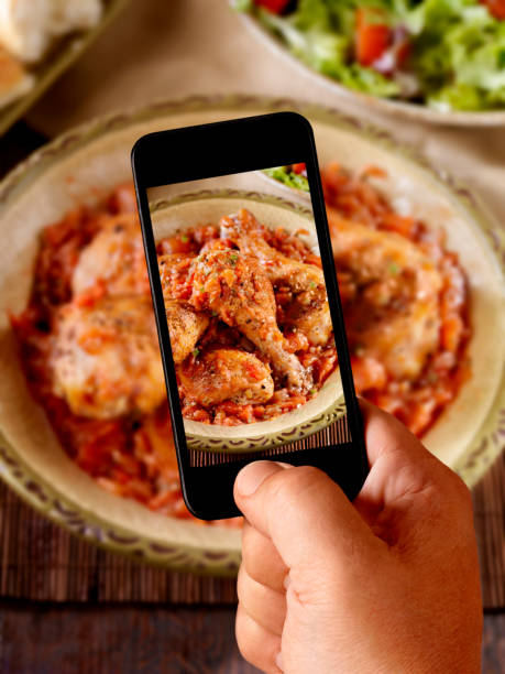 istock Mobile Photography of Chicken Cacciatore 512806972