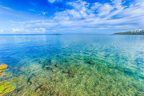 istock Emerald green ocean in Okinawa 512865651