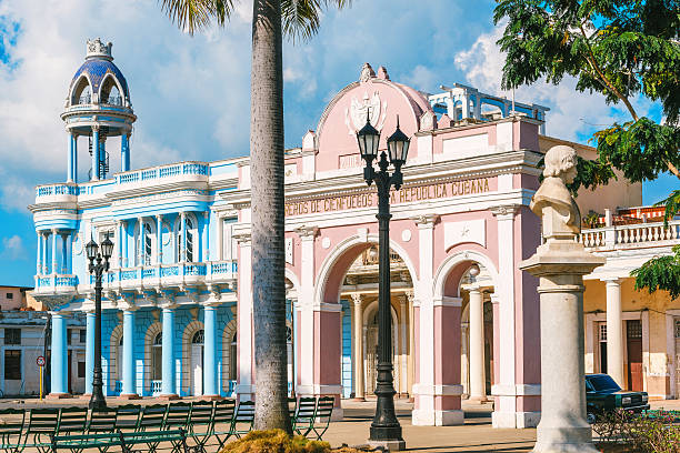 istock Parque Marti in Cienfuegos in Cuba 512887860