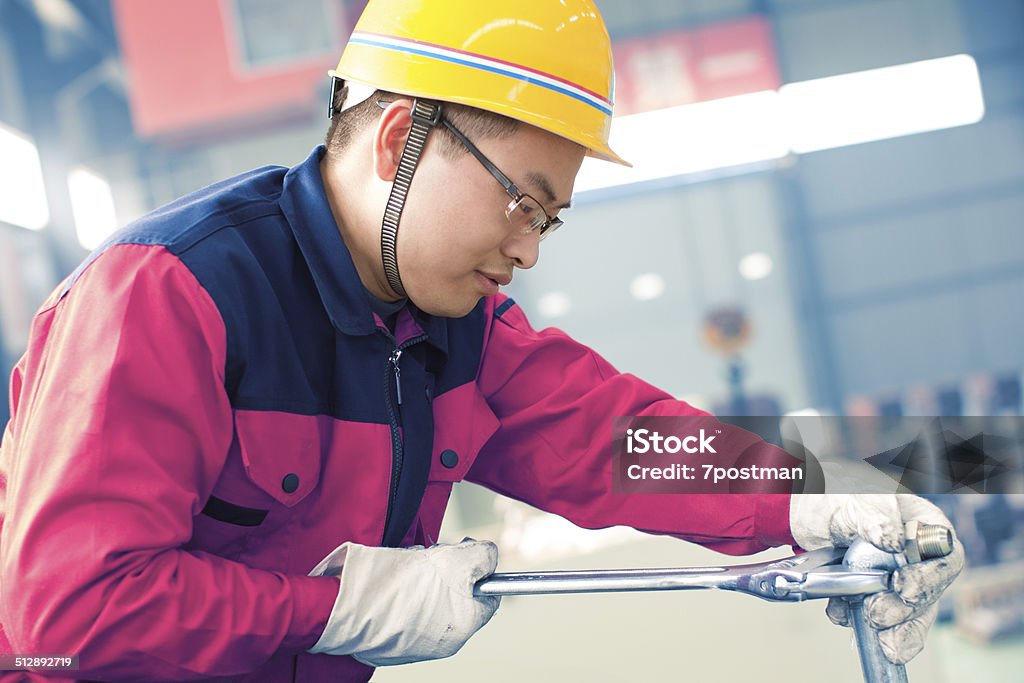 Arbeiter bei Werkzeug-Werkstatt - Lizenzfrei Anstrengung Stock-Foto