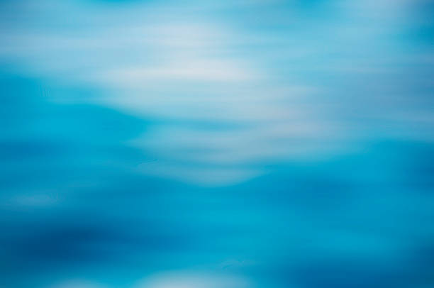 istock Clear blue water, seascape ripple abstract in blurred background 512907554
