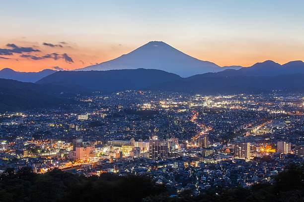 istock Beautiful Hadano city view with Mountain Fuji 512908936