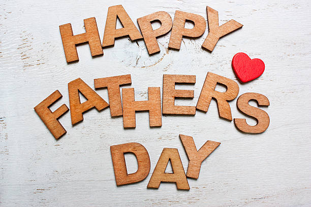 istock Happy Fathers Day with wooden letters 512910798