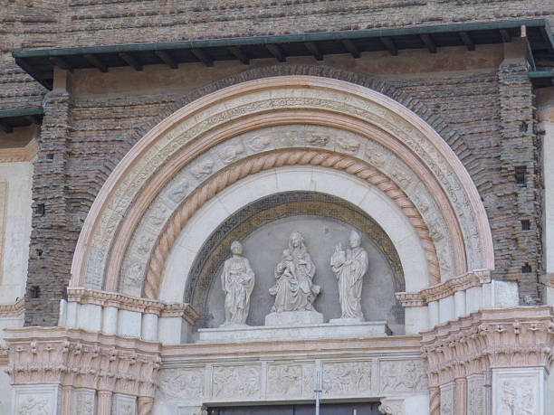 istock San Petronio Bologna, Italy 512921739