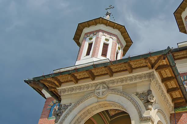 istock Entrance sinaia monastery 512940609