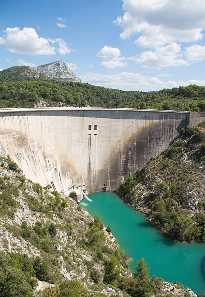 istock Dam wall in Bimont park, Provence, France 512962149