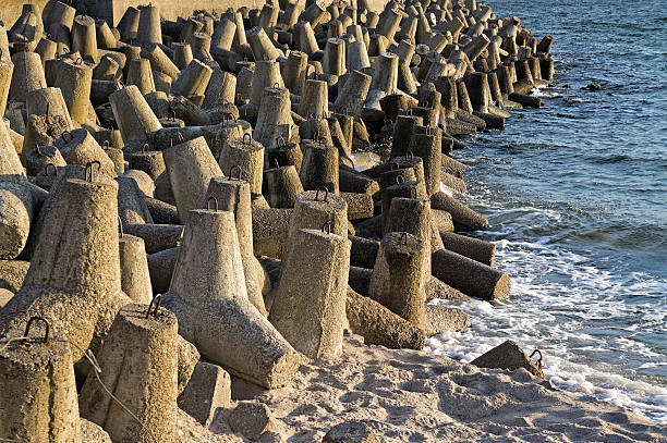 istock Concrete waterbreaks, breakwaters, Baltic Sea, Poland 512978381