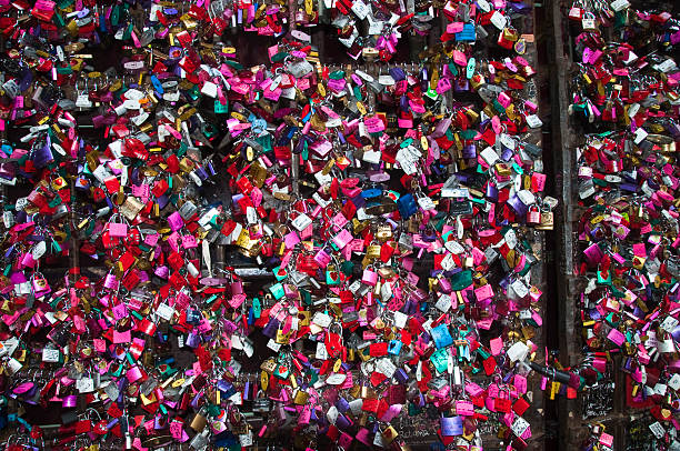 istock Lot of lovers padlocks 512983255