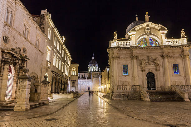 istock night photo city inside walls dubrovnik 512989592