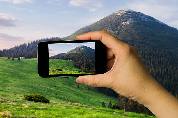 istock Photo shooting on smartphone. 512991653