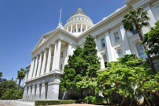 istock Sacramento Capitol Building, California 512994401