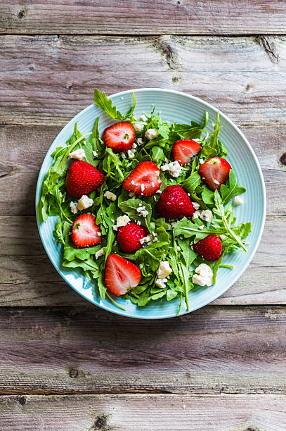 istock Salad with arugula,strawberries and cheese 513020983