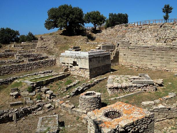 istock Troy - ruins of ancient city 513023587
