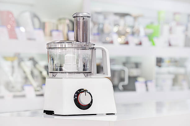 istock single electric food processor in retail store 513052464