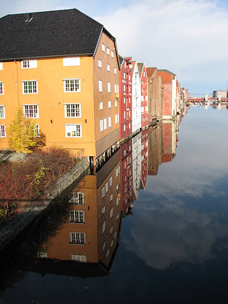 istock Reflection of Buildings 513102641