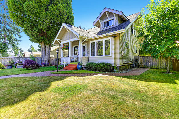 istock Classic american house exterior. Front yard 513103797