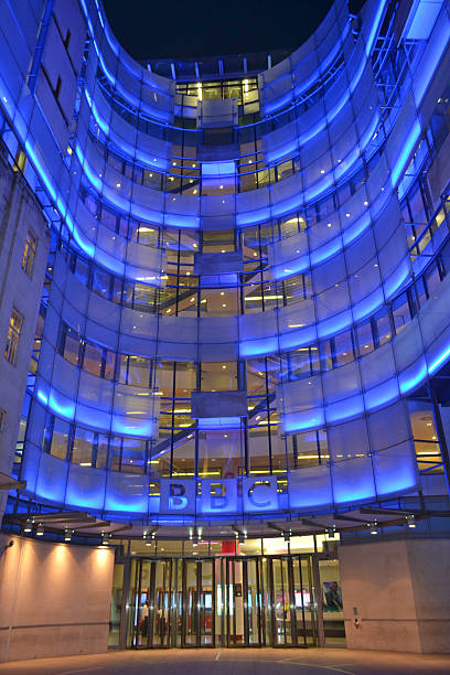 bbc entrée de nuit - bbc photos et images de collection