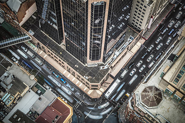 istock Traffic at downtown Sydney 513113890