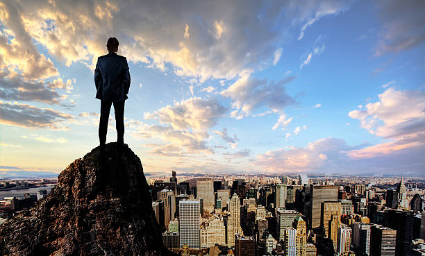 istock Businessman looking at the city 513124660
