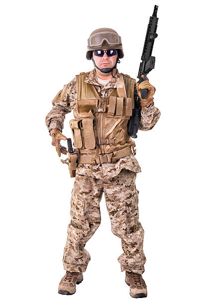 istock Soldier in uniform, ready to fight 513129774