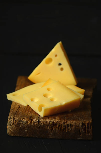 istock Pieces of swiss cheese 513132802