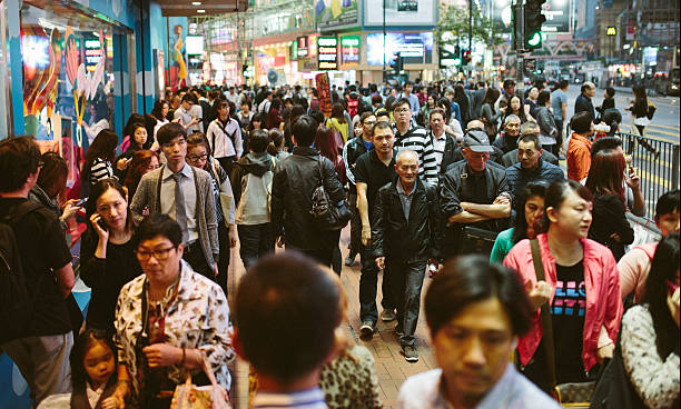 istock Hong Kong Crowds in the City 513182023