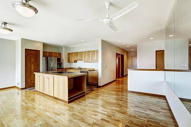 istock Empty studio. Apartment residential building in downtown Seatte 513184947
