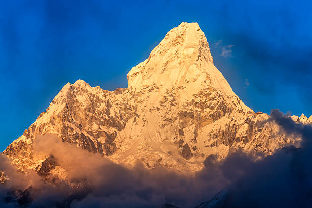istock Sunset over Mount Ama Dablam, Himalayas, Nepal 513230300
