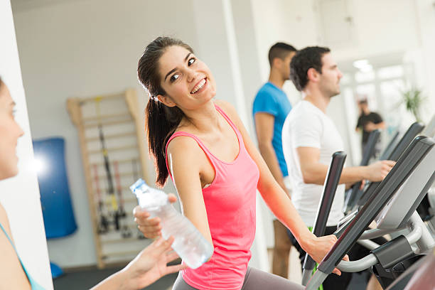 istock Young people in the gym 513238792