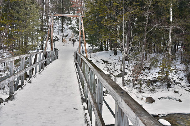 istock Pedestrian Bridge Over Swift River New Hampshire White Mountains 513243852