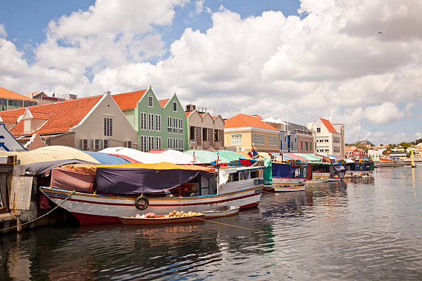 Mercado Flutuante, Willemstad, Curaçao - foto de acervo