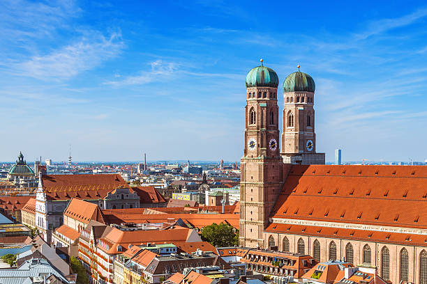 monachium, niemcy-frauenkirche - munich germany city panoramic zdjęcia i obrazy z banku zdjęć