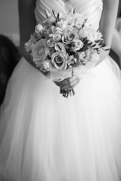 istock Bride with bouquet, Black and White 513269807
