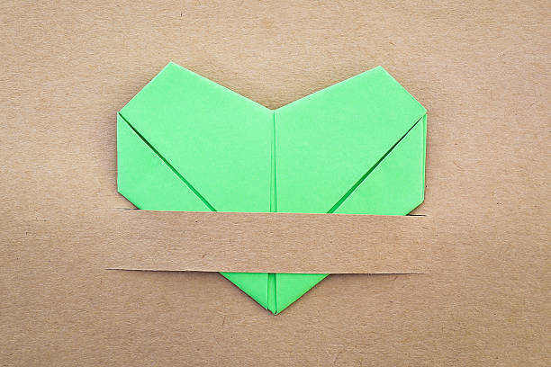 istock paper green heart 513272789