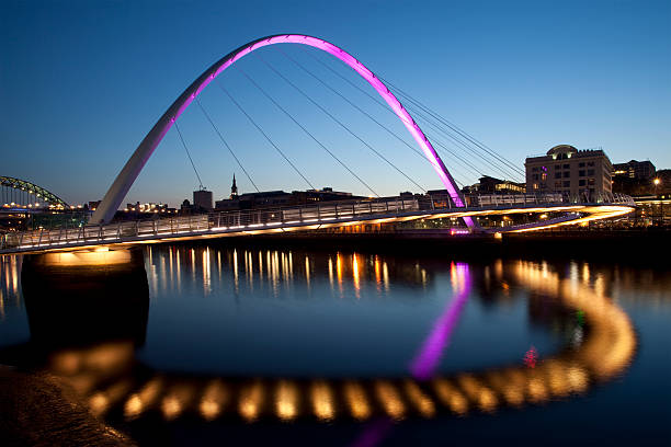 istock Gateshead Millennium Bridge at dusk 513289243